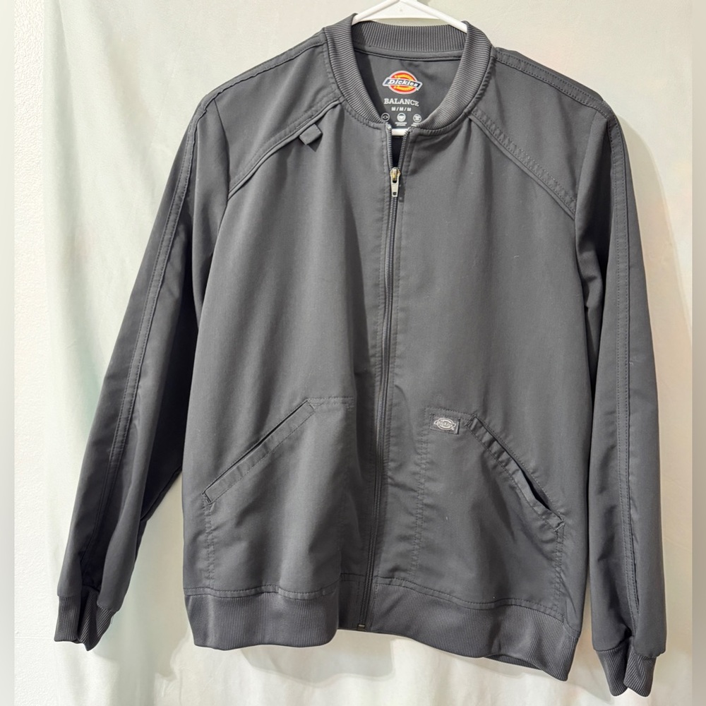 Dickies Balance Scrub Top & Matching Jacket Women’s size Medium
